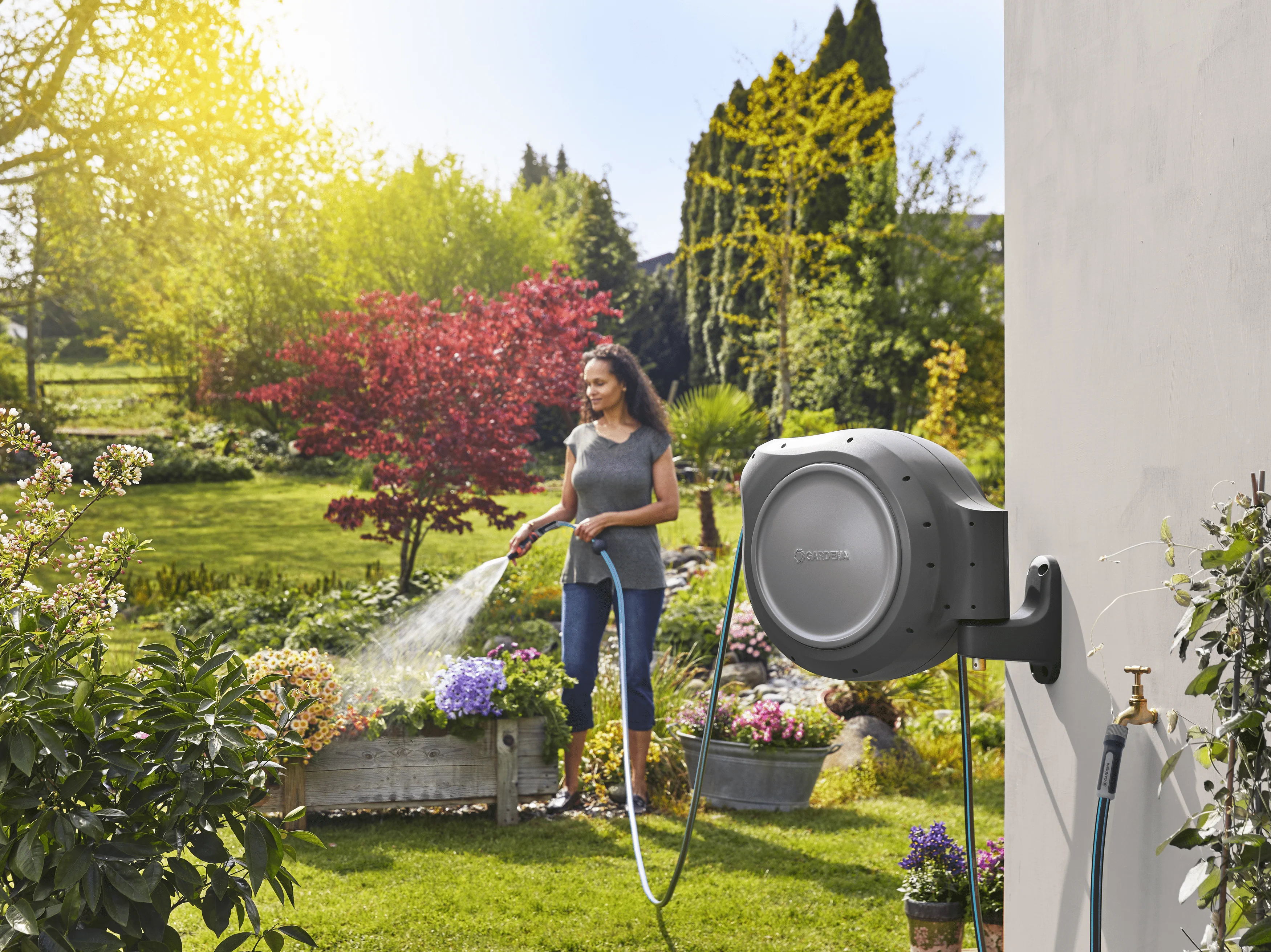 Retractable Hose Reel RollUp 50 ft. Auto retracting & ready-to-use - Image 15