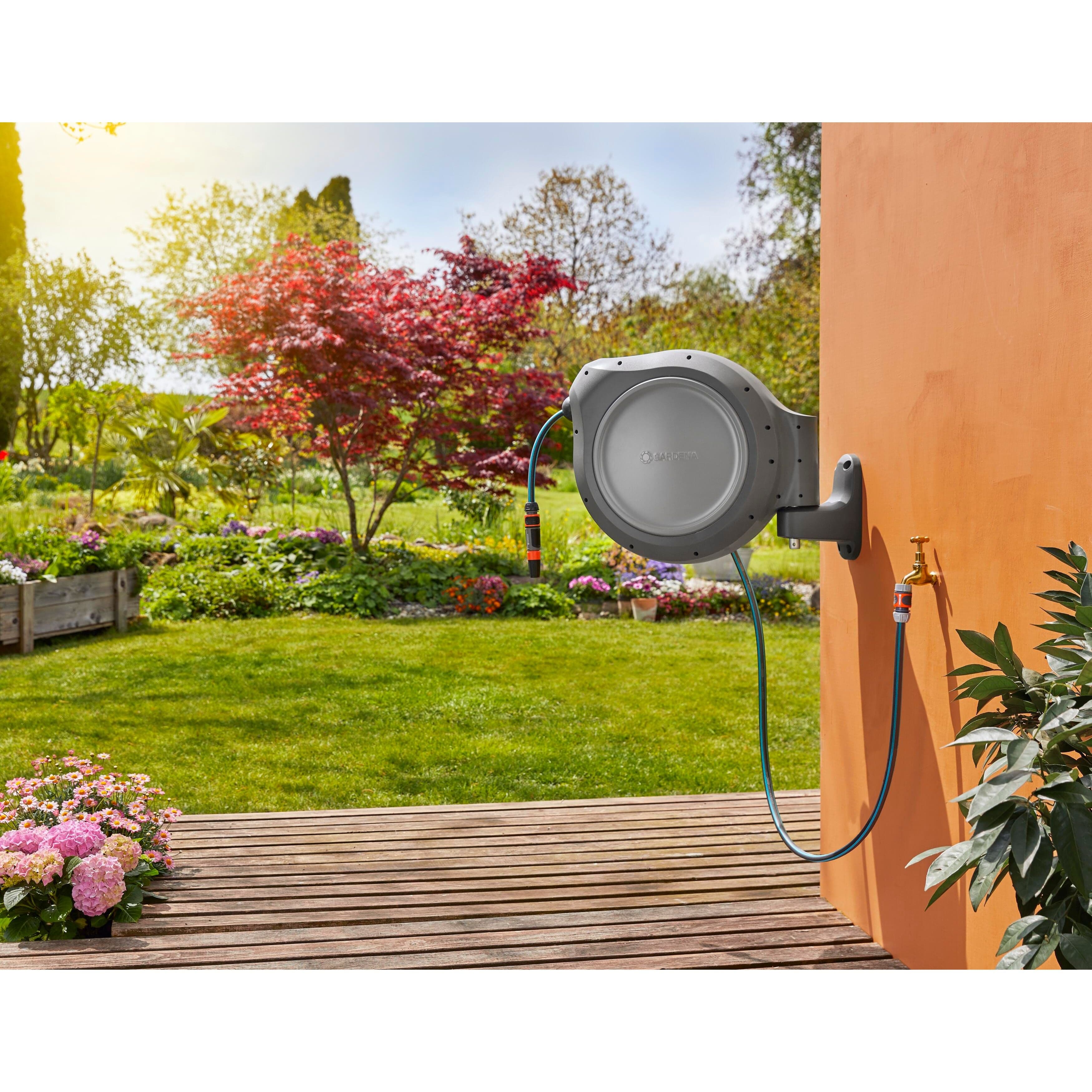 Retractable Hose Reel RollUp 50 ft. Auto retracting & ready-to-use - Image 4