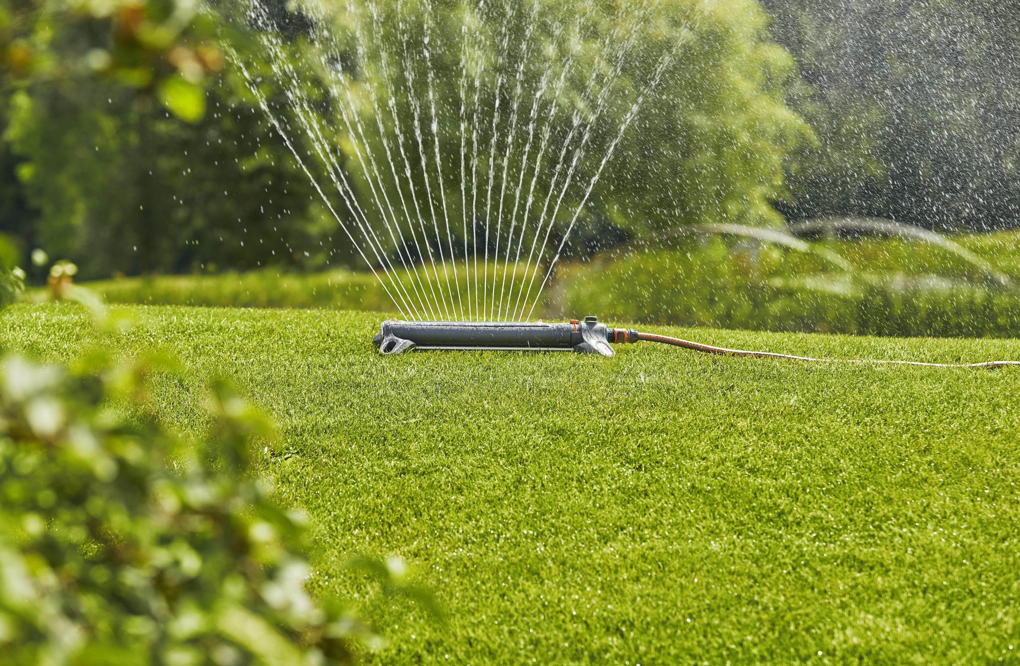 AquaZoom Oscillating Sprinkler - Image 3